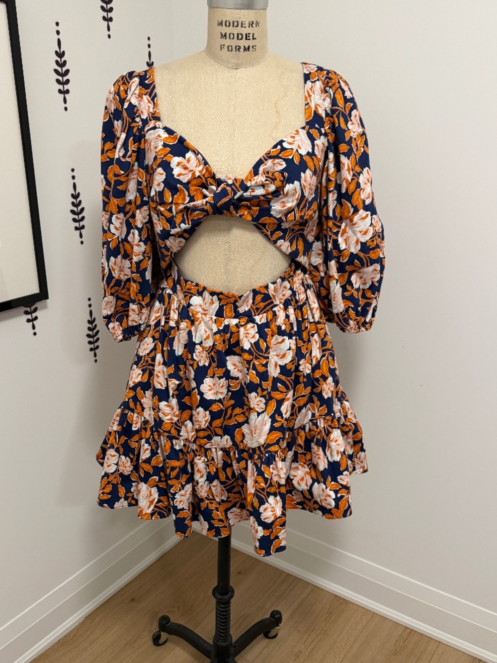 AMUR Womens Blue Medina Cutout Floral Dress
